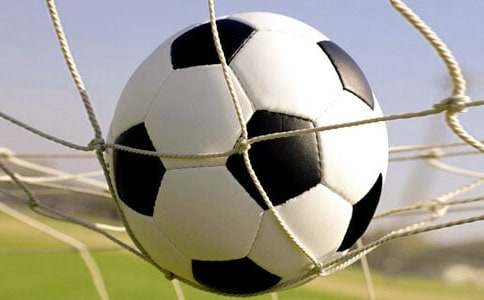 足球赛新闻稿（通用18篇）