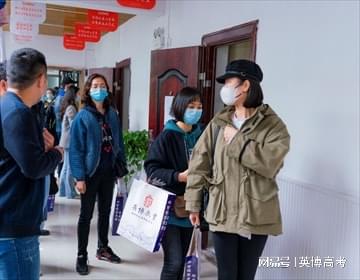 一百个容易误解的文言实词_文高考文言文易错实词100个_高考容易误解的文言实词练习