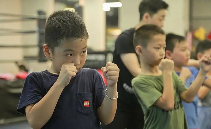 健身手套绑带_手套健身绑带的作用_健身手套怎么绑