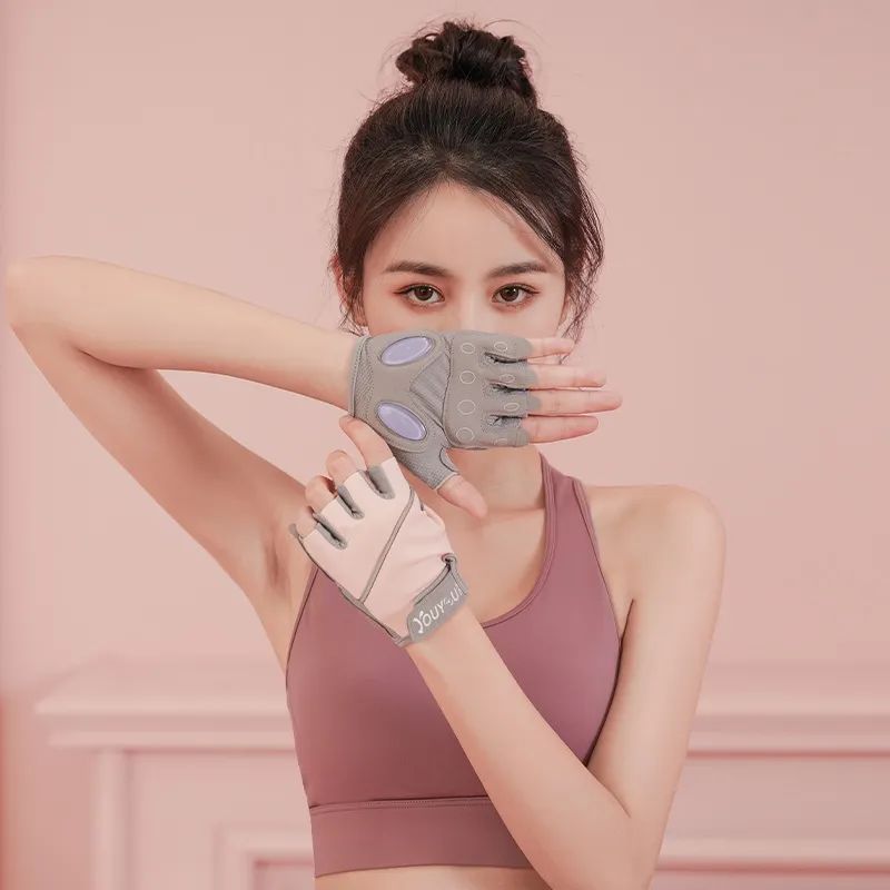 健身手套有味道_手套味道健身有效果吗_手套味道大