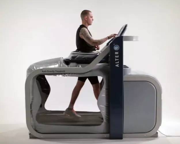 无重力跑步机使用教程_反重力跑步机多少钱_负重跑步机