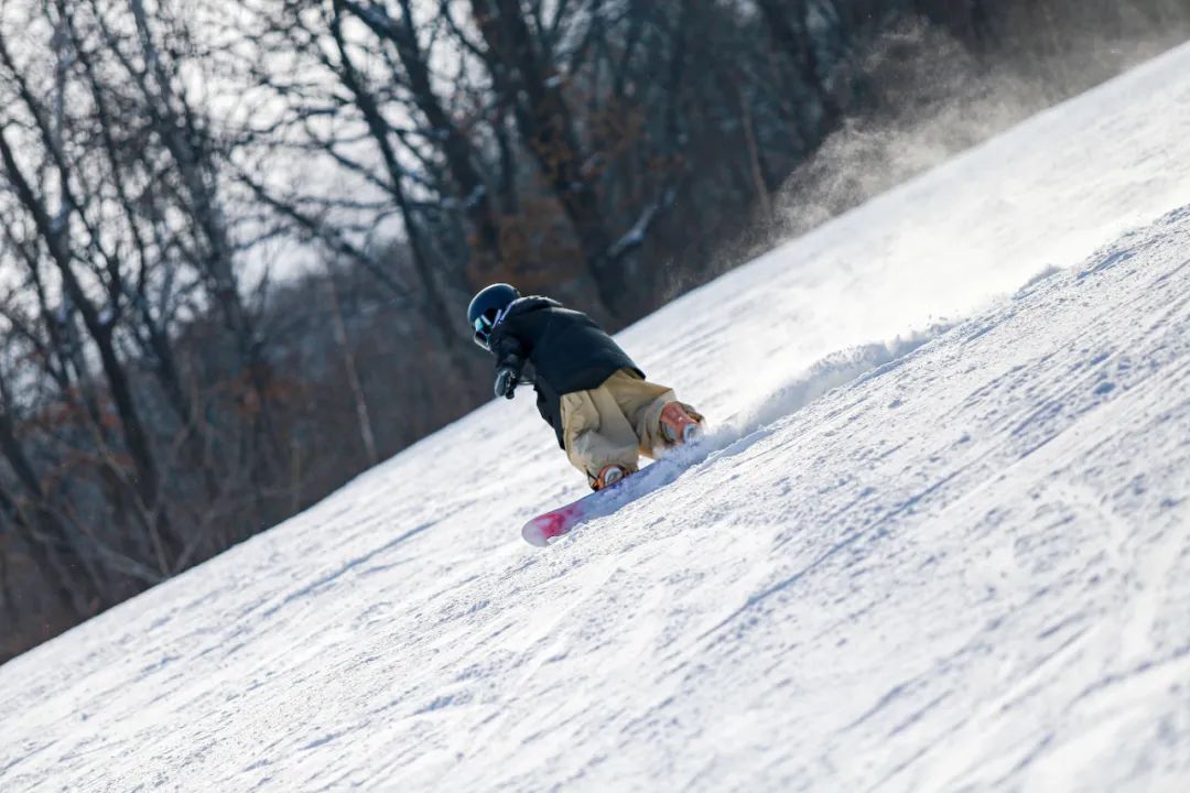 健身手套带不带护腕_带护腕的健身手套_带手套健身护腕好吗
