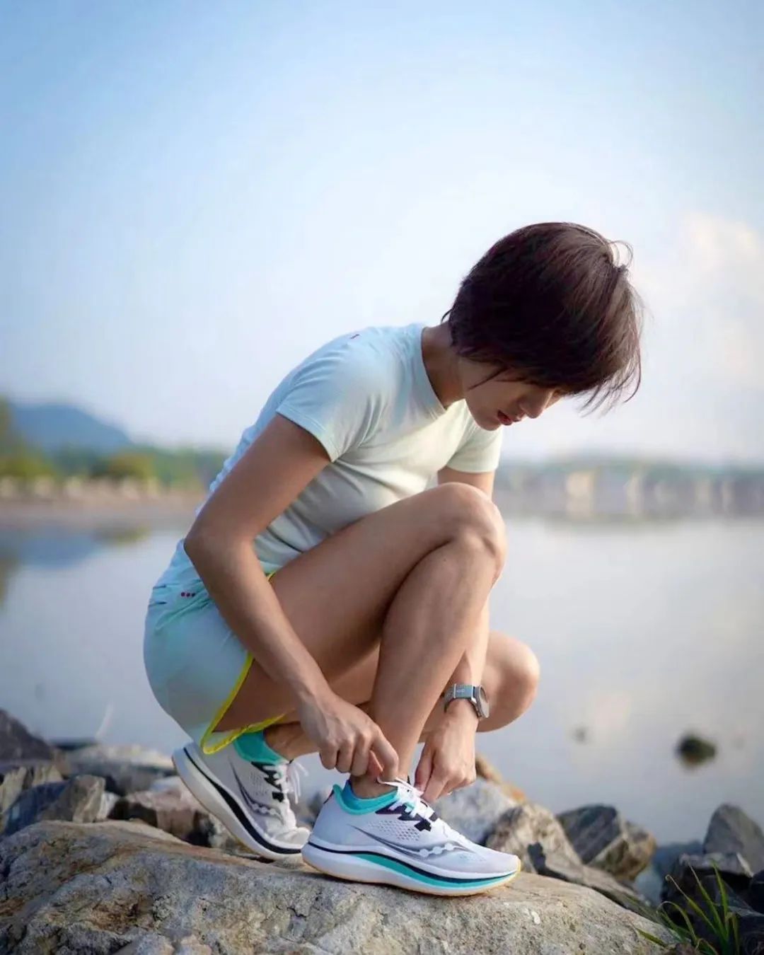 开元棋盘app官方版下载_开元棋盘app官网版下载-跑跑车 跑步穿什么？最全的日常跑步装备清单来了！