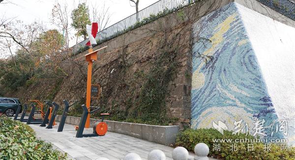 史密斯综合训练器优缺点_史密斯综合训练器使用方法_综合训练器 史密斯机