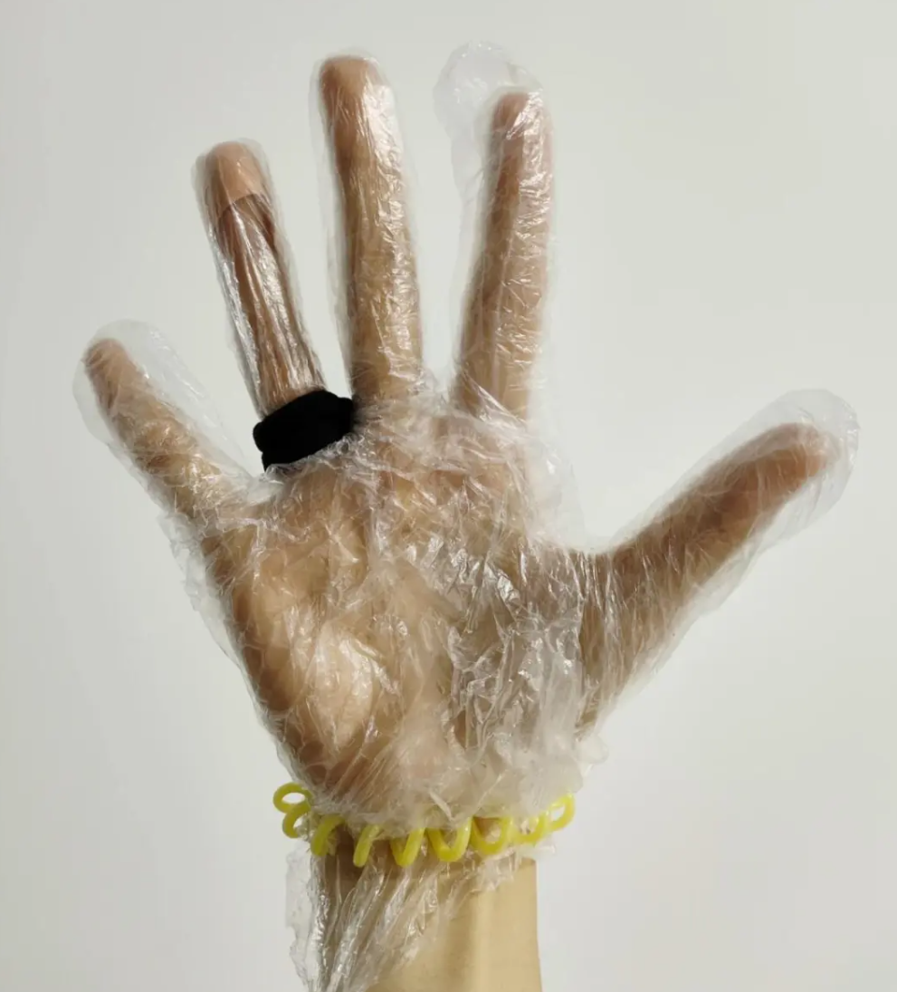 手套味道健身有效果吗_健身手套有味道_健身手套发臭