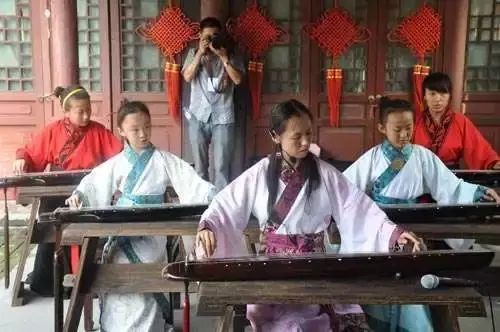 国学经典新闻稿_关于国学的新闻报道_国学电视新闻稿