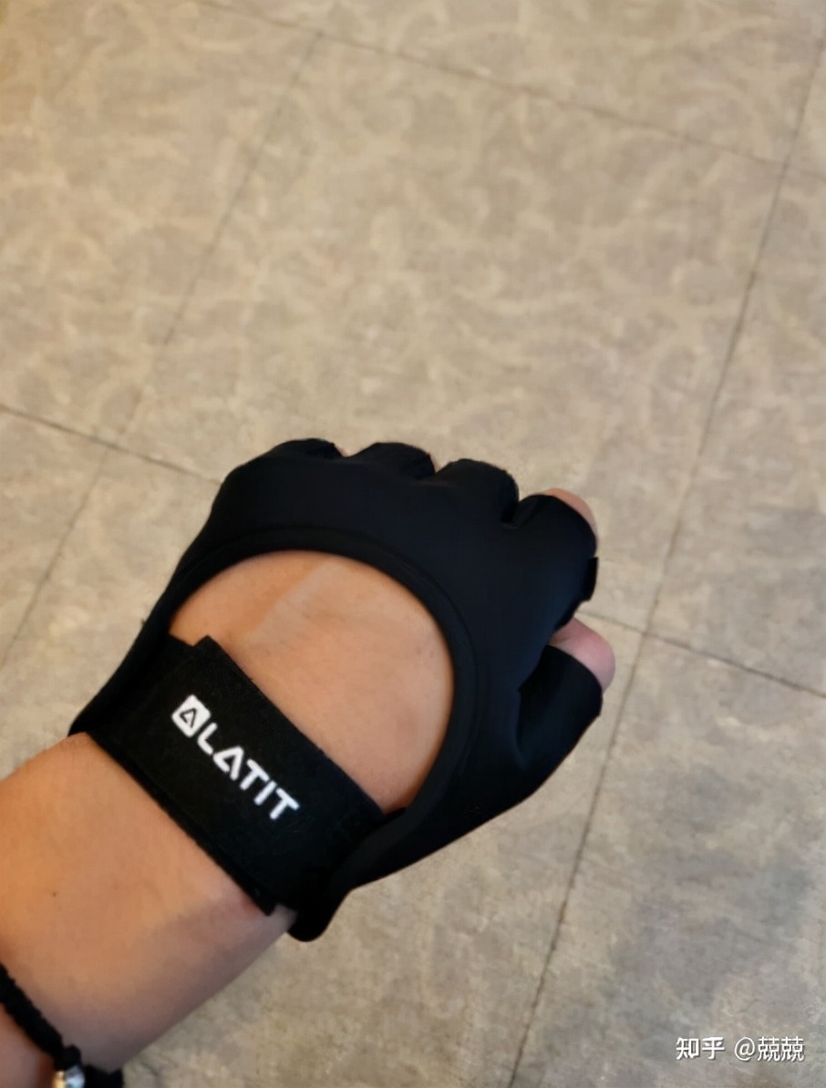手套健身带需要洗吗_健身需要带手套吗_手套健身带需要注意什么