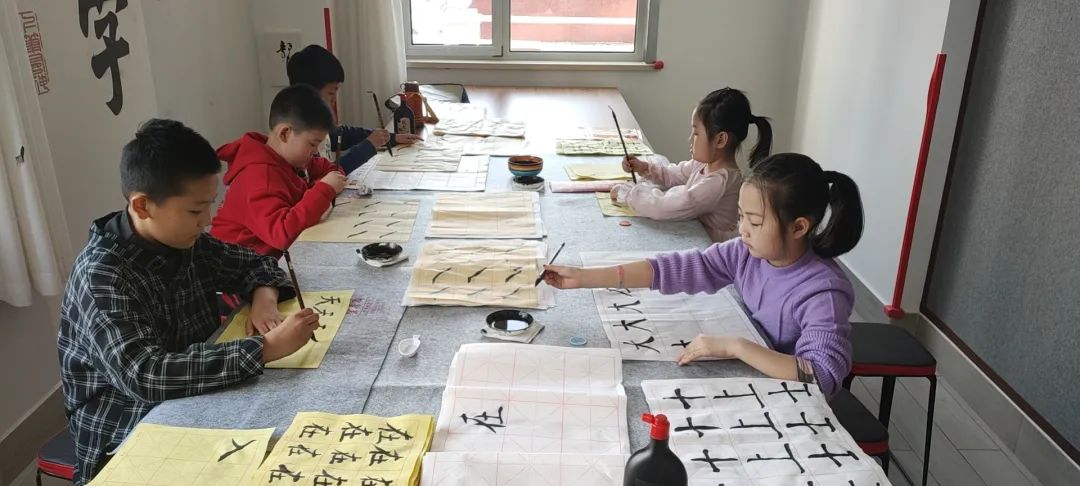 儿童书法练习_书法儿童_儿童书法基础