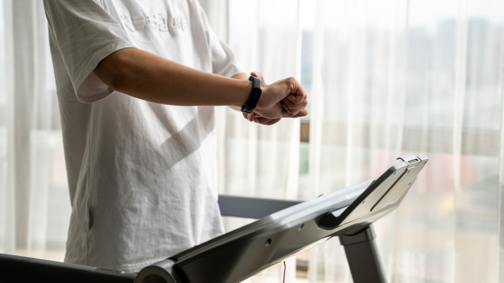 跑步机 减震什么牌子好_哪个品牌跑步机减震好_牌子减震跑步机好用吗