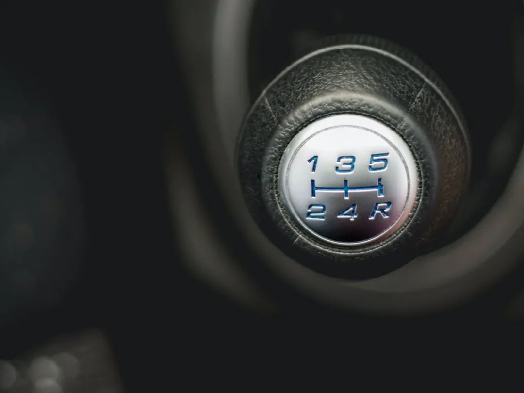 手动换挡原理视频_手动换挡操作_手动挡 练习换挡