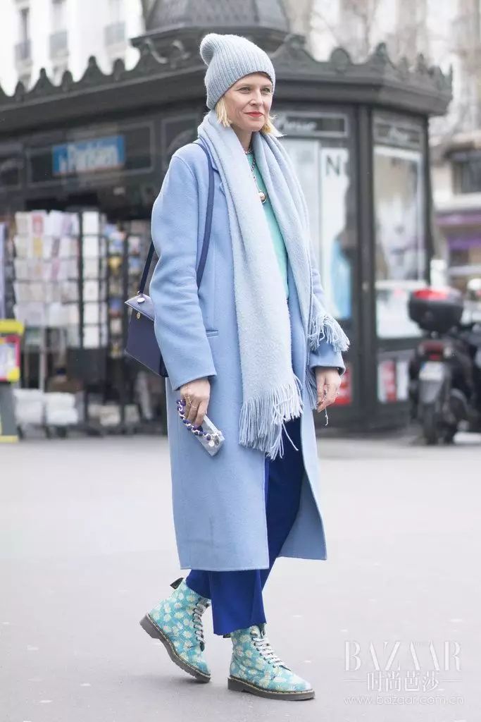 戴手套健身还是起茧_健身戴不戴手套_戴手套健身还会磨出茧子吗