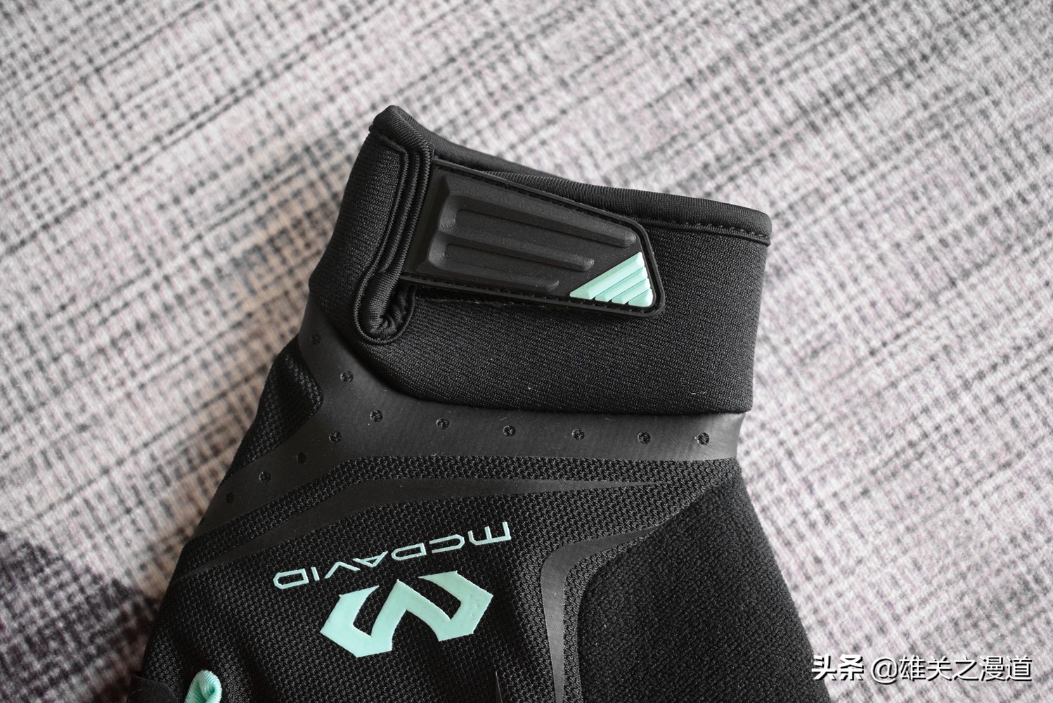 专业健身手套_ 迈克达威T020运动手套评测 _