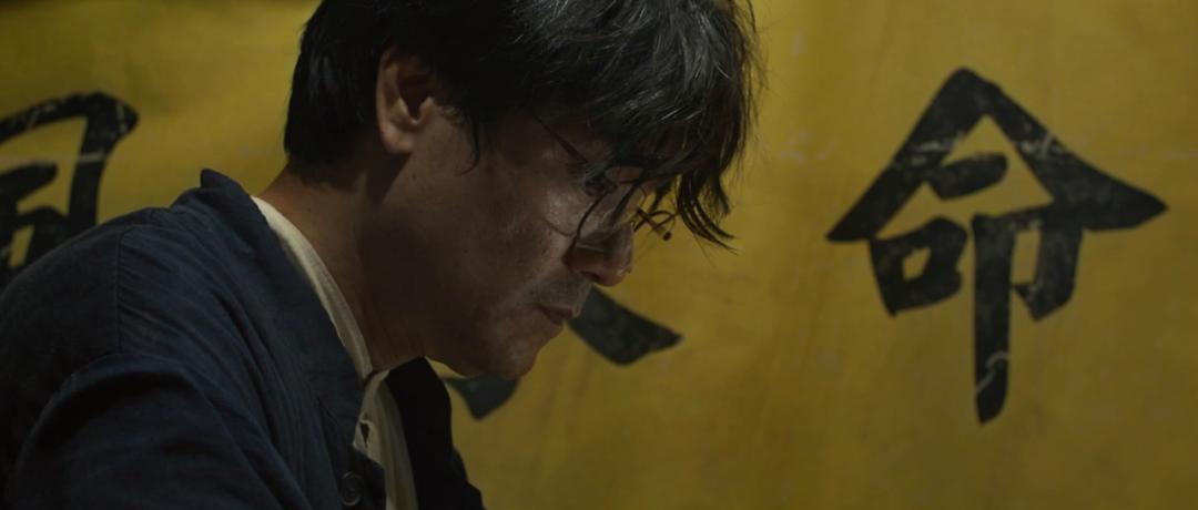 无冕之王说的是谁_无冕之王 电影_无冕之王剧情