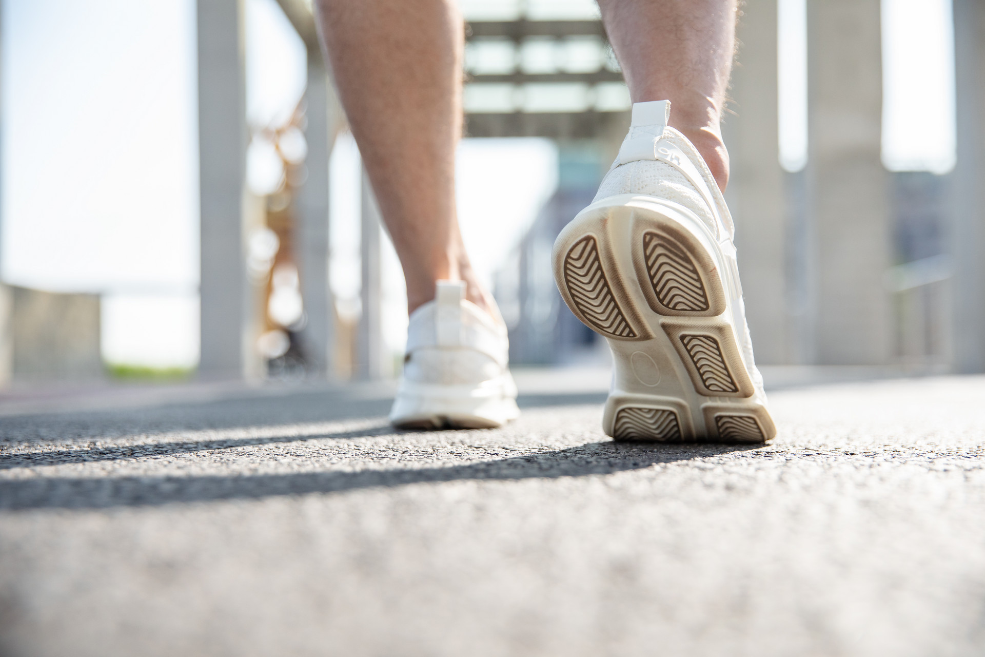 怎么练习弹跳和滞空能力_广州中考体育弹跳力训练_广州中考体育私教预约平台
