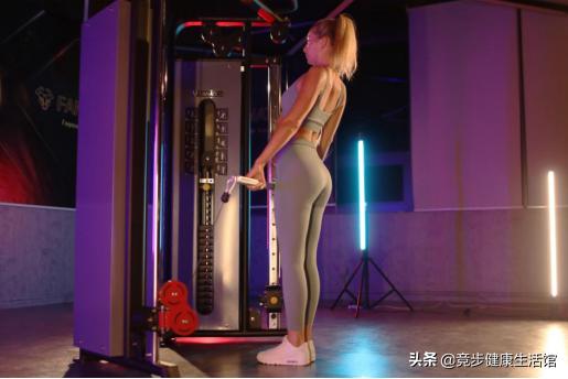 综合训练器训练计划_综合训练器各个功能名称_多功能综合训练器