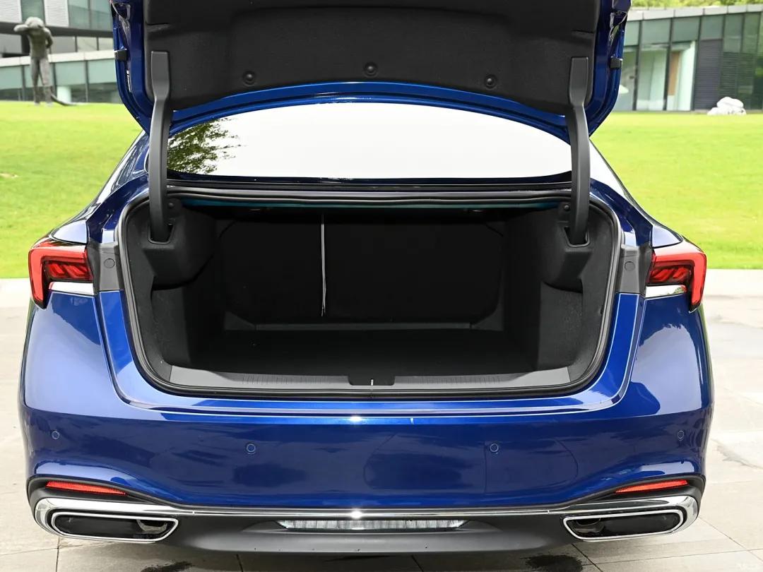 别克君越座椅特点_2025款别克君越配置_2025款别克新君越产品知识操作练习表