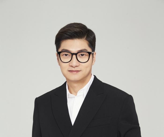 华谊兄弟旗下女艺人_英皇旗下女艺人_天涵有限公司旗下艺人