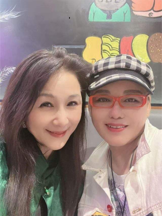 熟龄人群声乐课程_成晨声乐教学_怎样练习歌唱