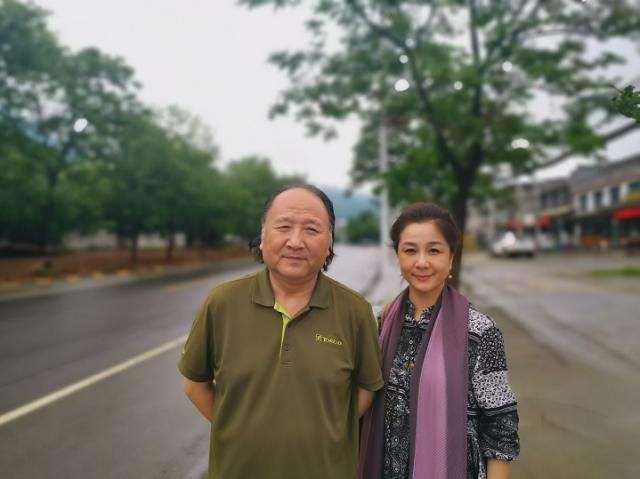 怎样练习歌唱_成晨声乐教学_熟龄人群声乐课程