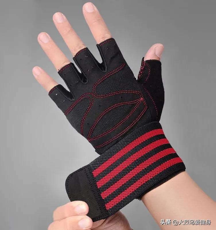 健身需要带手套吗_健身手套有必要买带束带的么_健身带的手套