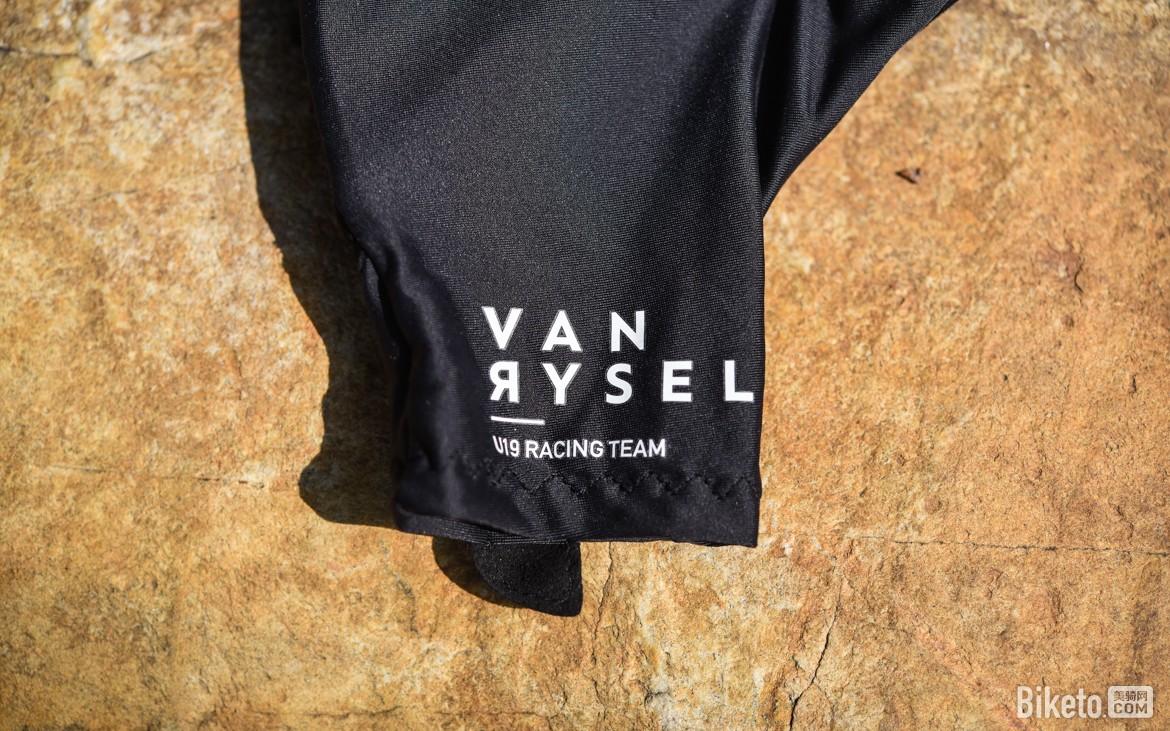 迪卡侬Van Rysel RoadR 900手套评测_Van Rysel RoadR 900公路手套特点_唐力龙和迪卡侬健身手套