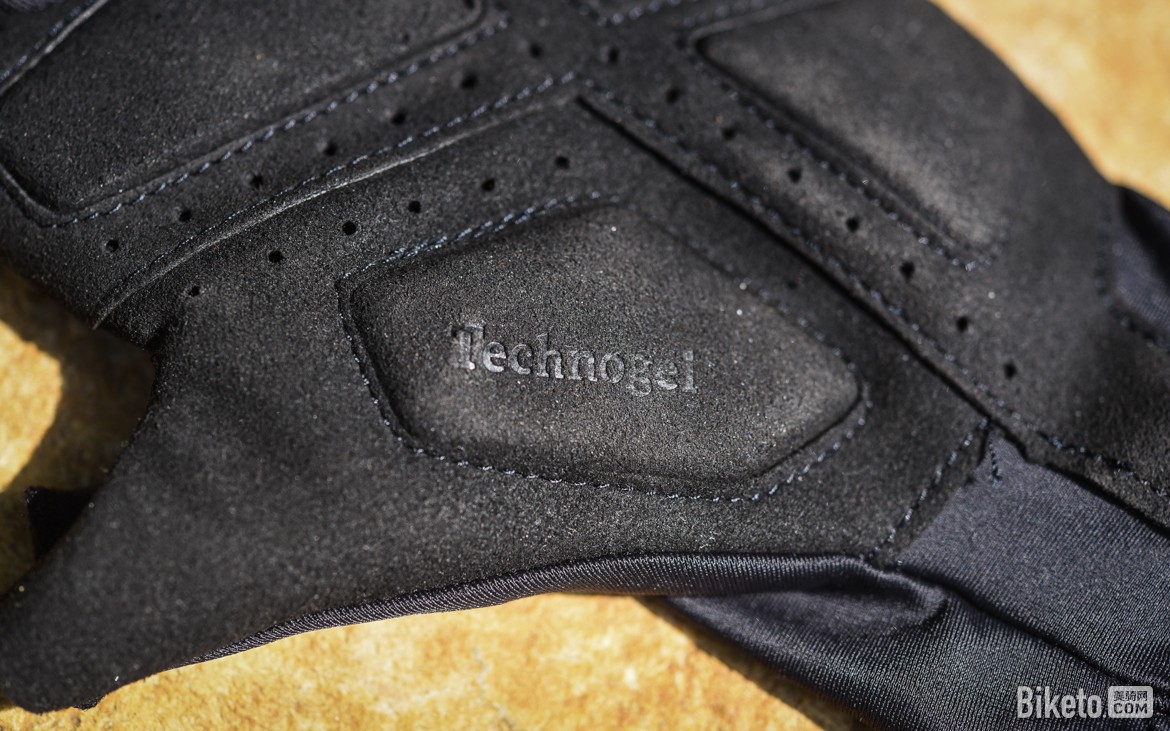 唐力龙和迪卡侬健身手套_迪卡侬Van Rysel RoadR 900手套评测_Van Rysel RoadR 900公路手套特点