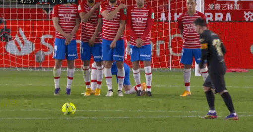 开元棋盘app官方版下载_开元棋盘app官网版下载-跑跑车 上游观察｜任意球技术哪家强？梅西为巴萨打进第48个任意球，C罗：呵呵