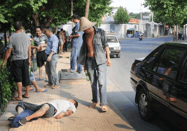 碰瓷党原来有三大“行规”，三种车他们绝不会碰，难怪成功率高！-有驾