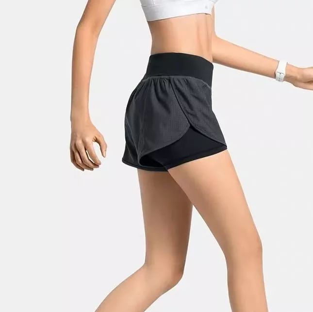 健身手套大点好还是小点好_好看的健身手套_健身运动手套