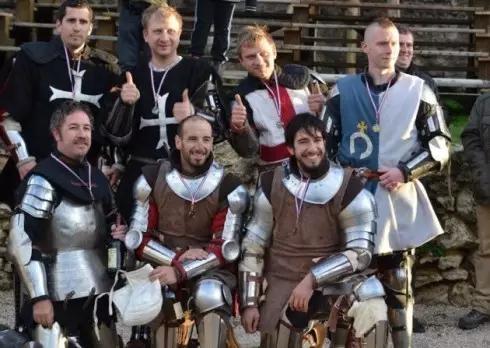 五人站综合训练器使用方法_五人综合训练器锻炼指南_五人站综合训练器