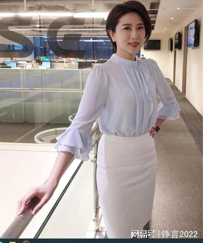 许贵雅怒拍桌事件_台湾政论节目主持人拍桌怒呛_台湾新闻节目