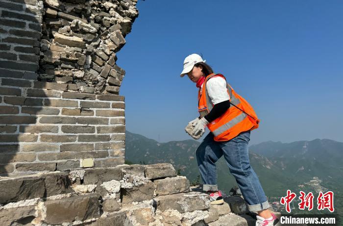 长城保护员_北京石峡关长城保护员 刘红岩 长城保护志愿者