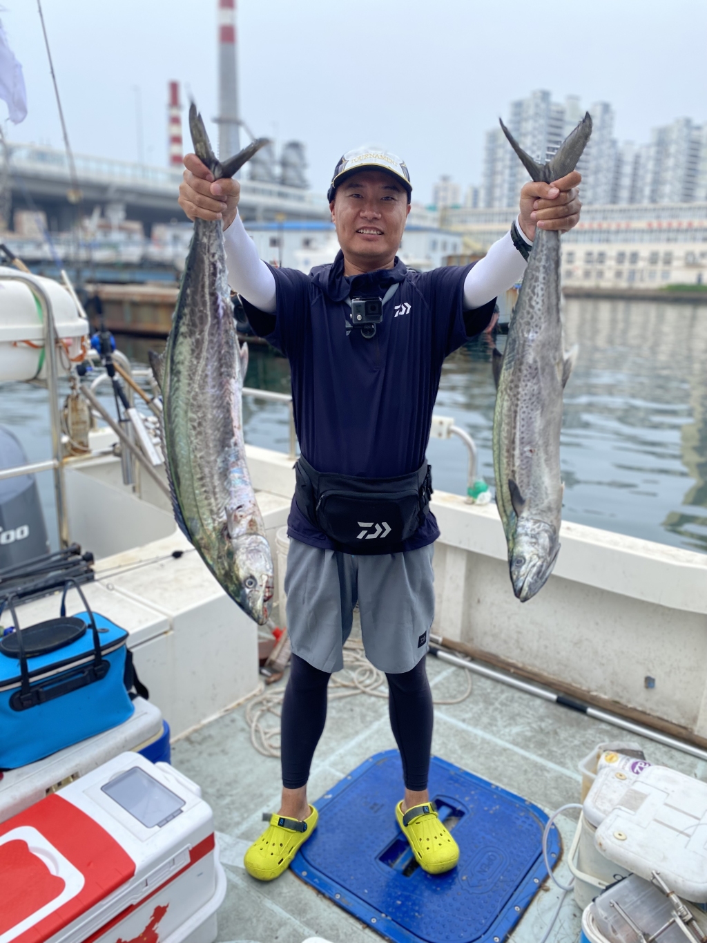 青岛海钓刀鲅_天津租船海钓_青岛海钓攻略