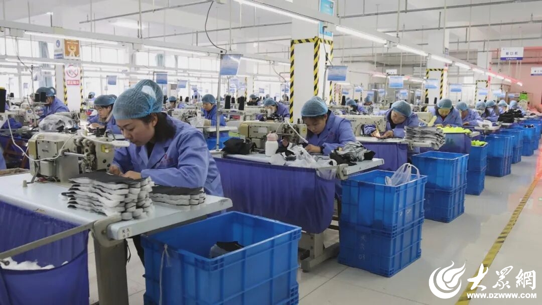 嘉祥手套产业传奇_嘉祥手套全产业链条_送人送健身手套